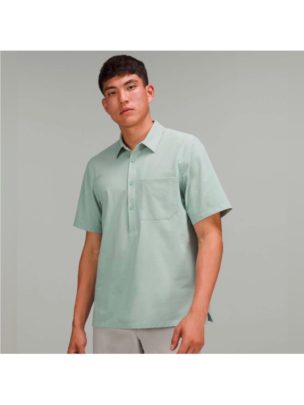 lululemon athletica Men's Wovenair Popover Shirt in Sage Green Large